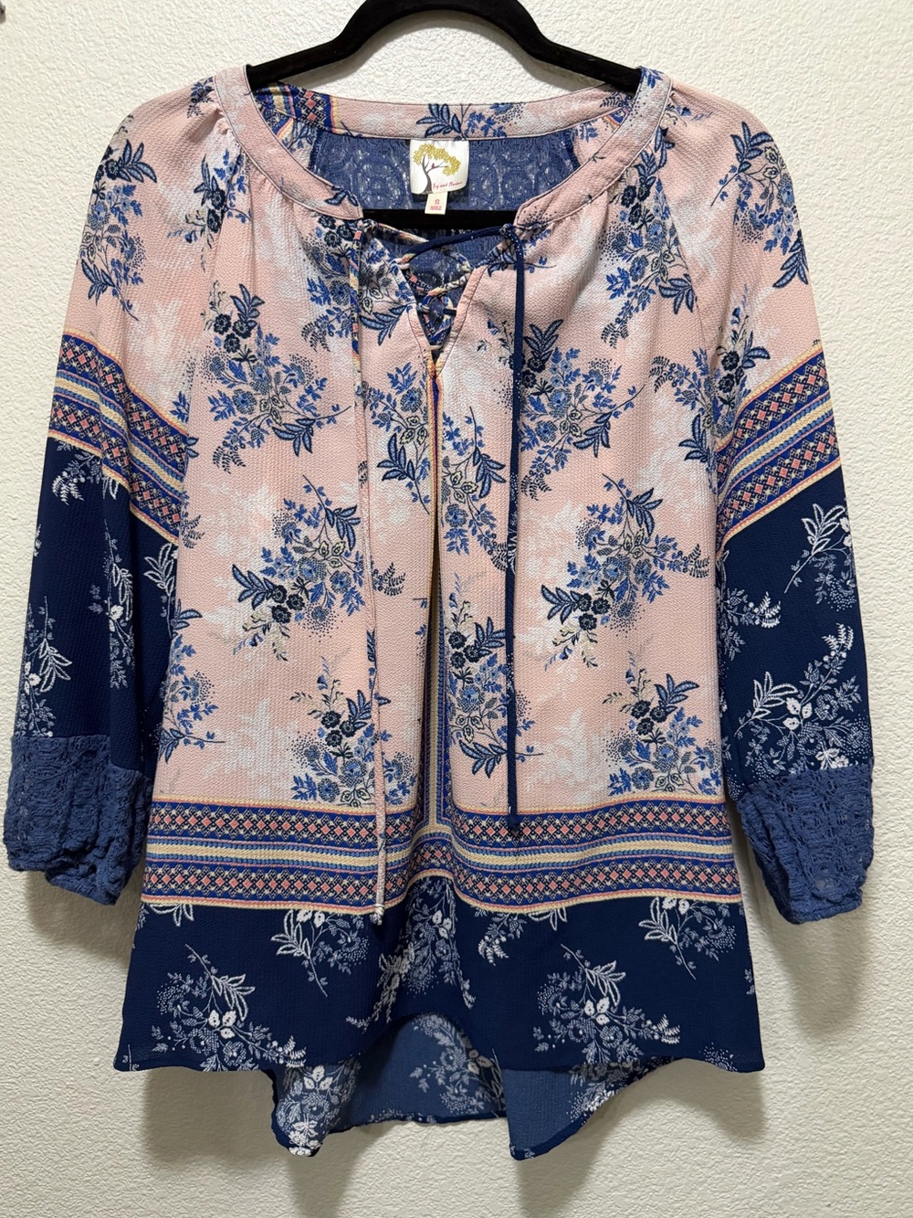 Fig & Flower pink and blue floral tunic, with lace accents, small